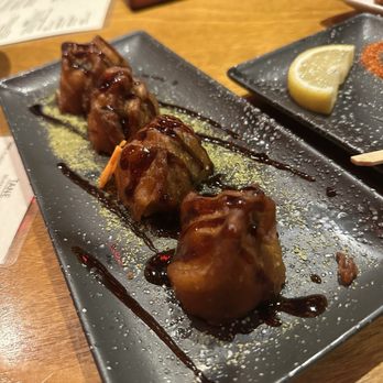 Tane Vegan Izakaya - Shizen Shiitake - Sushi Bars Near Me - Honolulu, Hawaii
