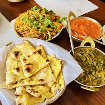 Taj Indian Cuisine - Garlic naan, chicken chow mein, lamb saag and butter chicken - Indian Near Me - San Francisco, California Taj Indian Cuisine - Garlic naan, chicken chow mein, lamb saag and butter chicken - Indian Near Me - San Francisco, California