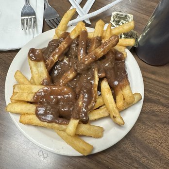 Steve's Doghouse - Fries with gravy - Breakfast & Brunch Near Me - Cleveland, Ohio Steve's Doghouse - Fries with gravy - Breakfast & Brunch Near Me - Cleveland, Ohio
