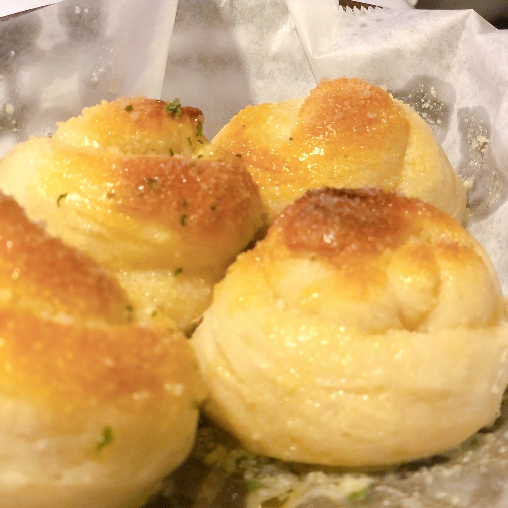 Villaggio's Ristorante Italiano - Garlic knots - Italian Near Me - Lutz, Florida Villaggio's Ristorante Italiano - Garlic knots - Italian Near Me - Lutz, Florida