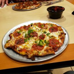 Small pepperoni pizza Small pepperoni pizza