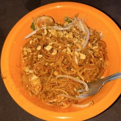 Siam Thai Cusine - Chicken Pad Thai