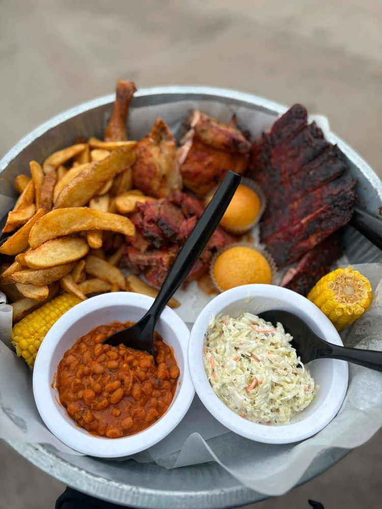 Food from Riverside BBQ & Grill
