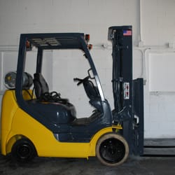 Affordable Forklift Rentals, Repairs & Used Forklifts - Servicing All Brands of Forklifts like Toyota, Nissan, Komatsu, Hyster, Clark, Yale and more. Mobile service