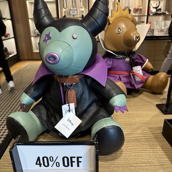 Cabazon Outlets - Disney Villains x Coach collab - Outlet Stores Near Me - Cabazon, California