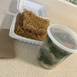 Seafood crispy noodle to go Seafood crispy noodle to go