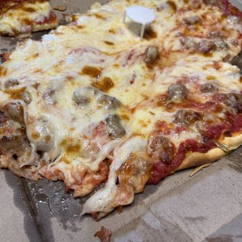 Danny's On Douglas - American Near Me - Elgin, Illinois