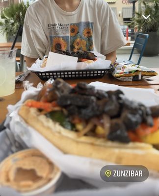 Zunzi's by null