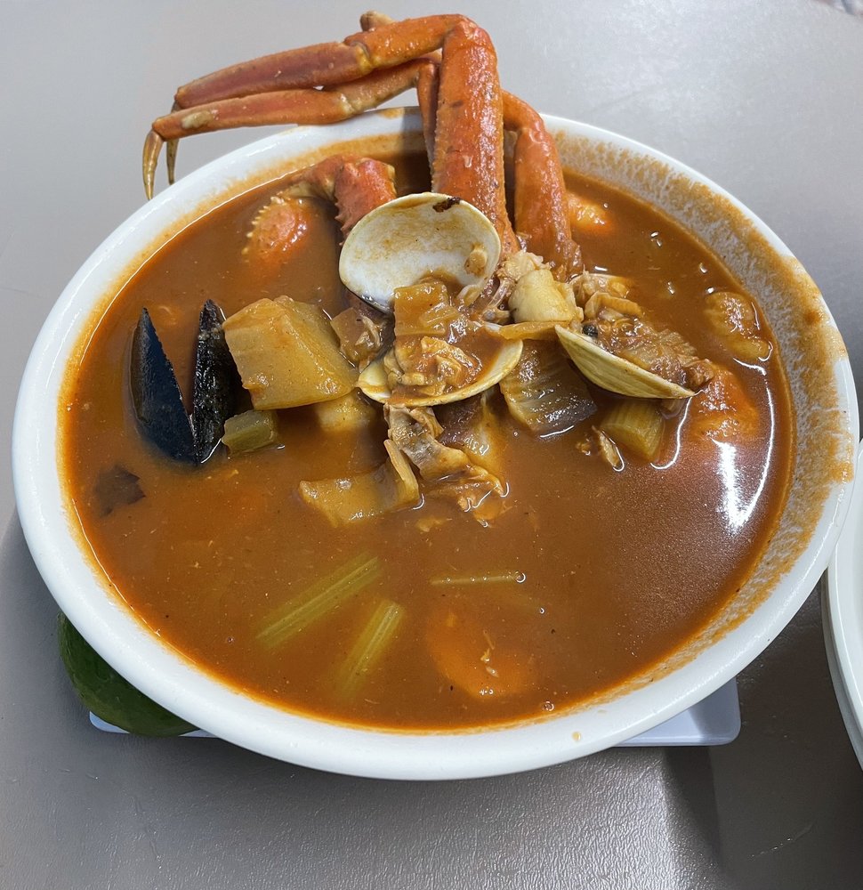 EL OCEANO SEAFOOD Updated September 2024 23 S Dixie Hwy, Lake Worth