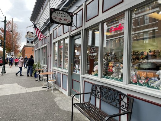 Elevated Ice Cream Co by null