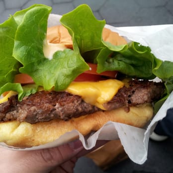 Shake Shack Upper West Side - Shack burger - Fast Food Near Me - New York, New York Shake Shack Upper West Side - Shack burger - Fast Food Near Me - New York, New York