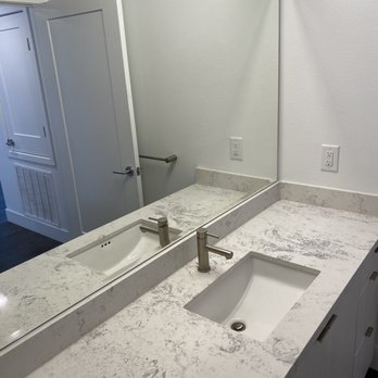 AMLI Park Broadway - 2nd bathroom sink - Apartments Near Me - Long Beach, California AMLI Park Broadway - 2nd bathroom sink - Apartments Near Me - Long Beach, California