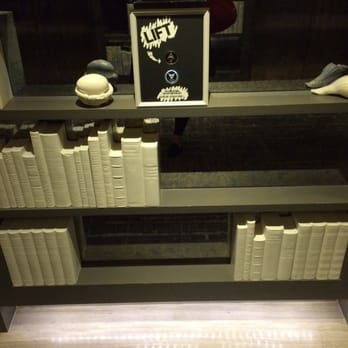 香港W酒店 - Elevator area . - Hotels Near Me - Hong Kong, HK