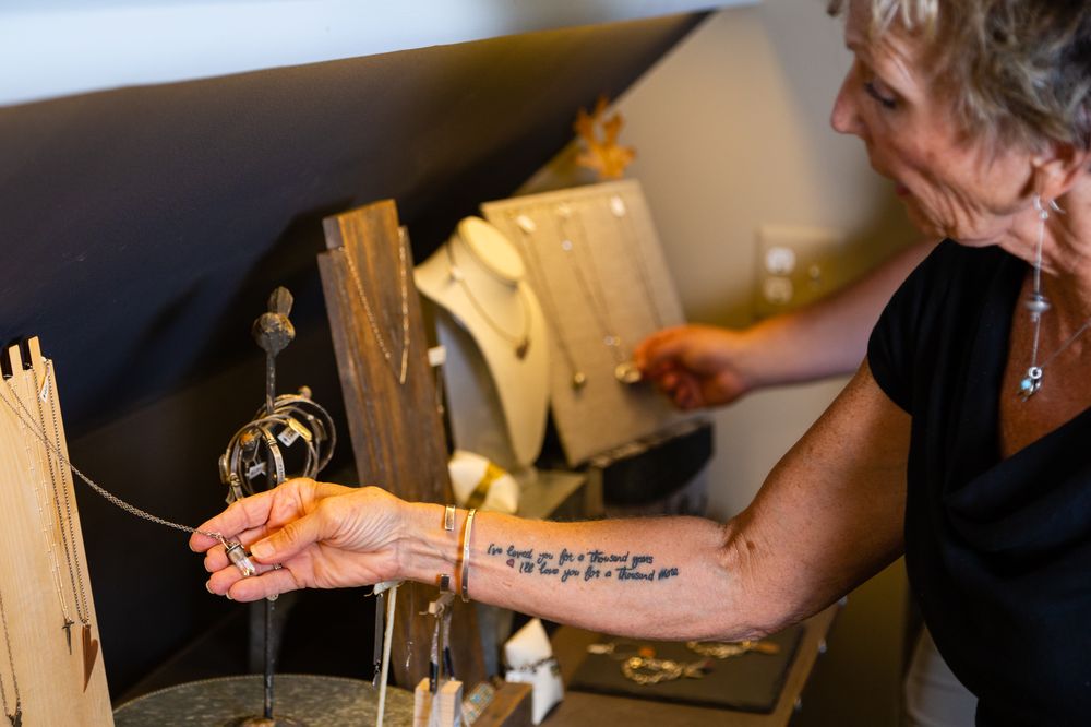 JULIE DILLER JEWELRY Updated June 2024 15 Photos 12310 Ivy Ln