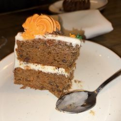 Oleum - Carrot cake