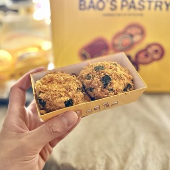 Bao’s Pastry - Seaweed Crispy Floss Cake - Desserts Near Me - Queens, New York