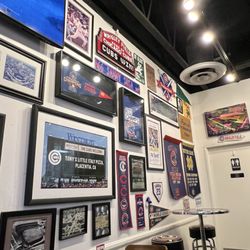 Tony's Little Italy Pizza - Wall decor
