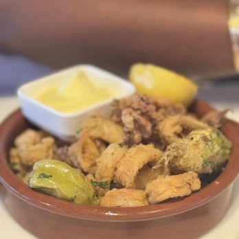 Garni Cafe - Cafes Near Me - Orlando, Florida