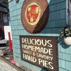 The Pied Piper Va - Food truck exterior