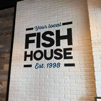 California Fish Grill - Seafood Near Me - Fairfax, Virginia