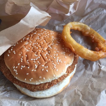 Mug n Bun - Yummy! - Hot Dogs Near Me - Speedway, Indiana