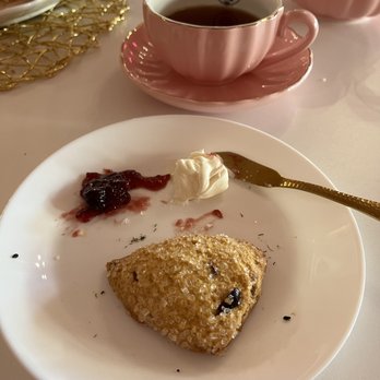Pretty In Pink Tea Room - Scone with jam and cream - Tea Rooms Near Me - Apopka, Florida Pretty In Pink Tea Room - Scone with jam and cream - Tea Rooms Near Me - Apopka, Florida