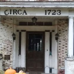 White Hill Mansion - Entrance
