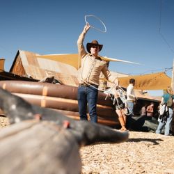 4 Eagle Ranch - Try your hand at roping a steer!