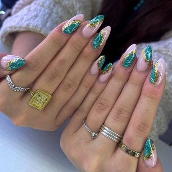 Becca B Nails - Eyelash Service Near Me - Moodus, Connecticut