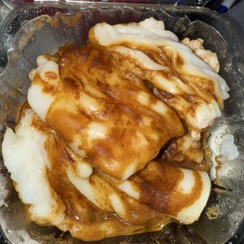 Sun Hing Lung  - Kind of dry looking here. The rice roll can soak up the sauce pretty quickly - Chinese Near Me - New York, New York