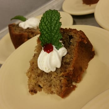 Cedarbrook - Hummingbird Cake - Retirement Homes Near Me - Fresno, California