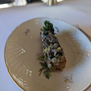 Restaurant MARK - Bistro & Bar - Mark's morel & snail toast - Restaurants Near Me - København