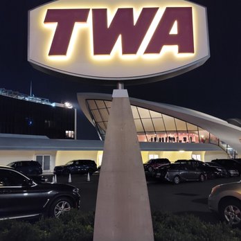 TWA Flight Center - Airport Terminals Near Me - New York, New York