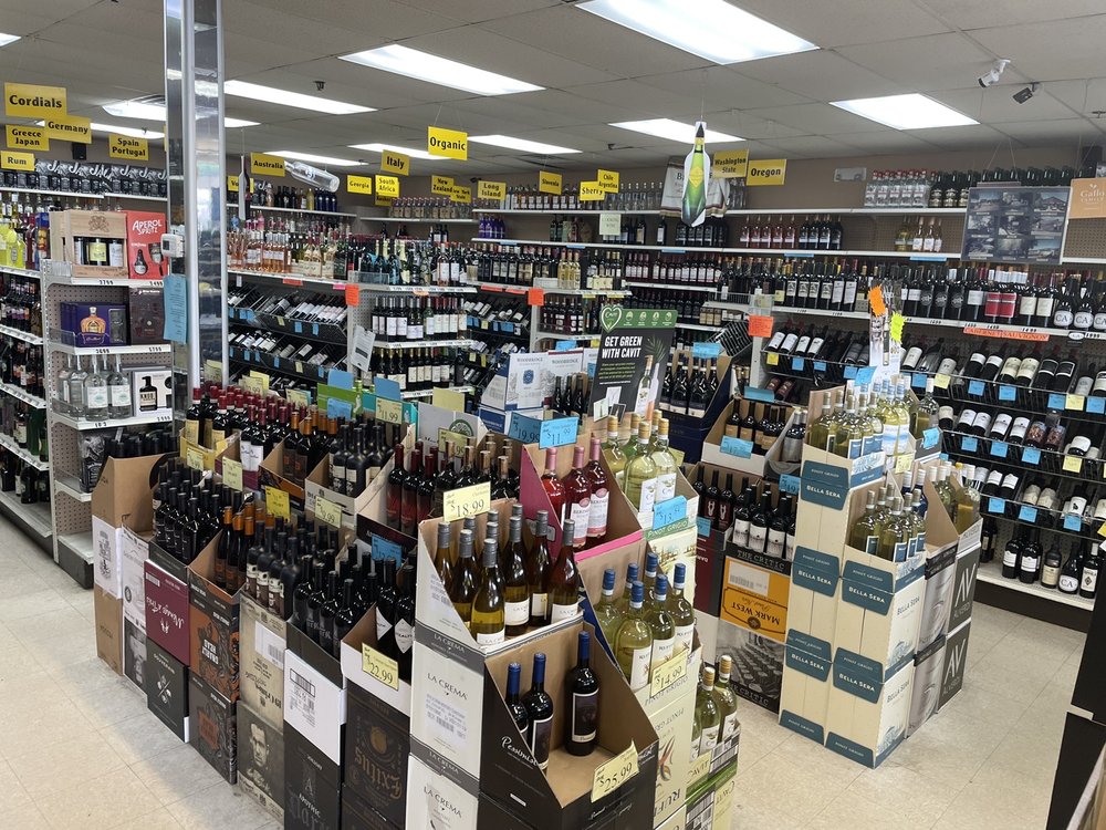 BEST BUY LIQUOR & WINE Updated September 2024 70 N Main St, New