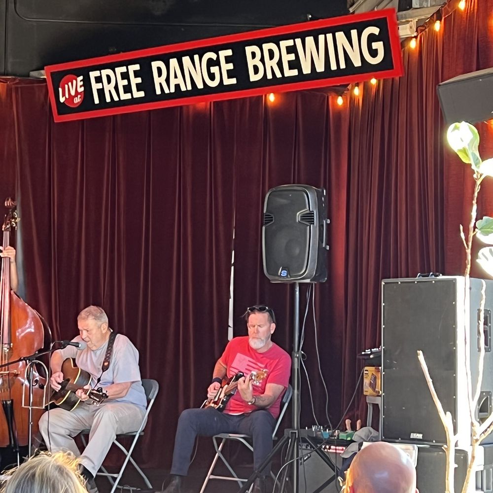 David Childers & half the band 3/20/22. They were good!! David Childers & half the band 3/20/22. They were good!!