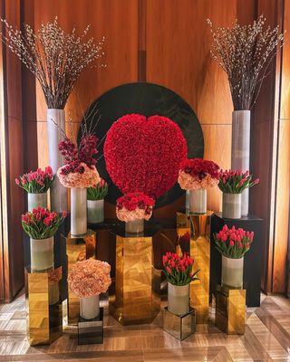 Four Seasons Hotel Toronto by null