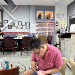 La Nails - This is the man who rendered my service.