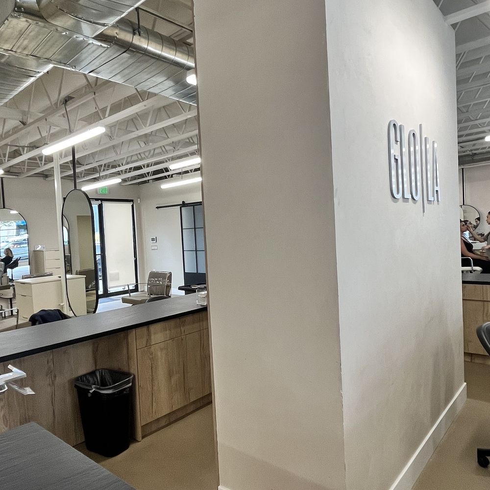 Glo La - Inside - Hair Stylists Near Me - Glendale, California Glo La - Inside - Hair Stylists Near Me - Glendale, California