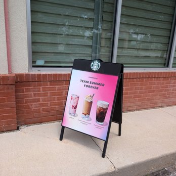 Starbucks - Summer drinks - Coffee & Tea Near Me - Winnipeg, Manitoba Starbucks - Summer drinks - Coffee & Tea Near Me - Winnipeg, Manitoba