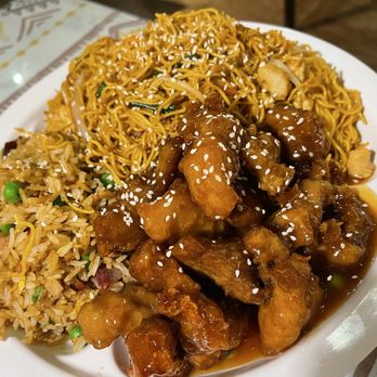 Broadway Wok - Combo 1 - Thai Near Me - Seattle, Washington