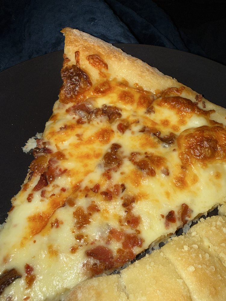 Main Street Pizza Logo
