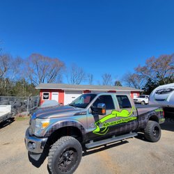 Burton's Tire & Auto - Great place