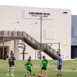Christ's Church of the Valley - Peoria Campus - Enjoy community before and after service.
