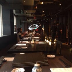 穴藏 - Better make reservation!