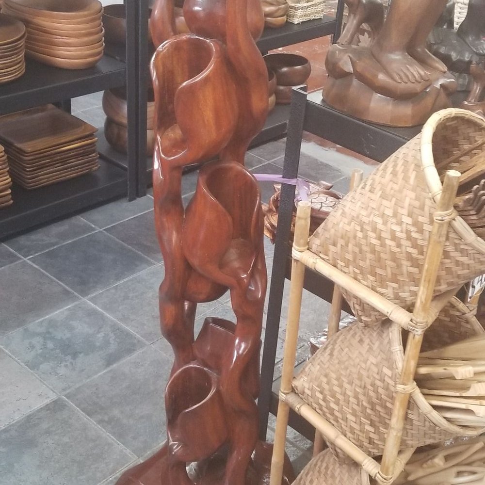 Dolly's Handicraft - Jewelry Near Me - Hilo, Hawaii