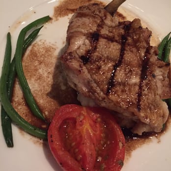 Santa Clara Convention Center - Chicken and garlic mashed potatoes with a roasted tomato - Venues & Event Spaces Near Me - Santa Clara, California Santa Clara Convention Center - Chicken and garlic mashed potatoes with a roasted tomato - Venues & Event Spaces Near Me - Santa Clara, California
