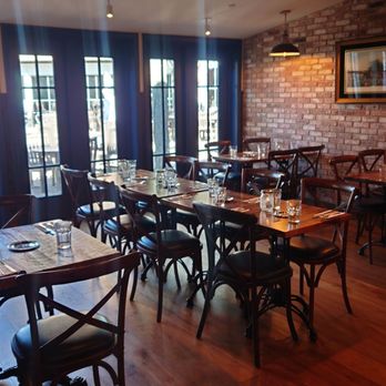 Duke's Grocery - Wine Bars Near Me - Potomac, Maryland
