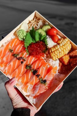 Komeya No Bento by null