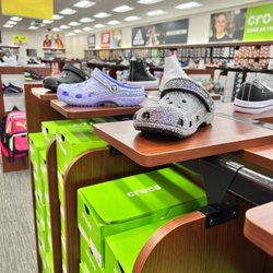 Shoe Dept