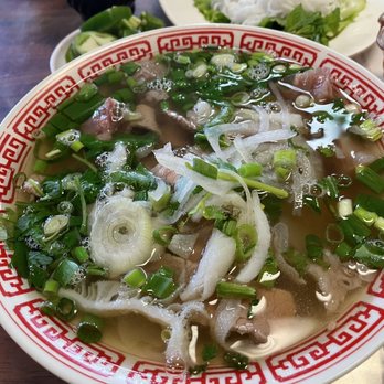 Pho To-Chau Vietnamese Restaurant - Combination Pho medium size - Vietnamese Near Me - Honolulu, Hawaii Pho To-Chau Vietnamese Restaurant - Combination Pho medium size - Vietnamese Near Me - Honolulu, Hawaii